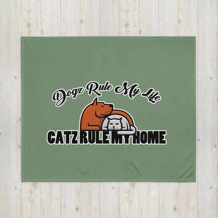 BLANKET - SOFT SILK TOUCH THROW - GREEN - DOG(Z)/CAT(Z)